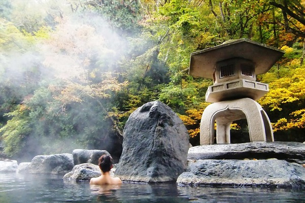 Tìm hiểu Onsen Nhật Bản: Văn hóa tắm khoáng nóng độc đáo xứ Phù Tang