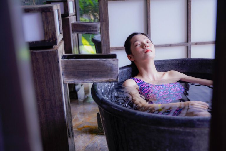 Top 10 khu tắm khoáng nóng gần Hà Nội chất lượng, thư giãn
