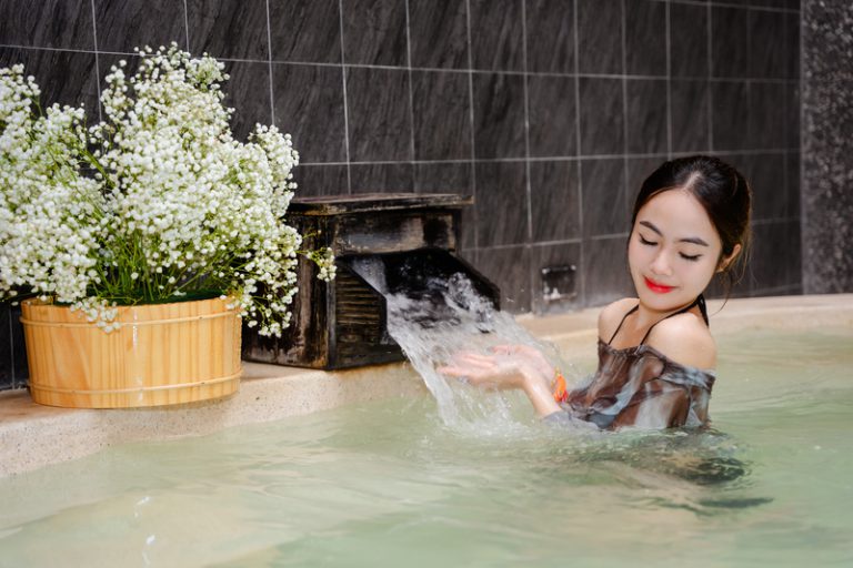 Tháng 1 nên du lịch ở đâu? Top 10 địa điểm du lịch mùa xuân đẹp nhất