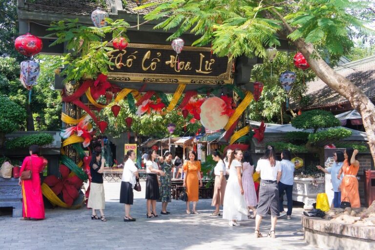 Khám phá Phố cổ Hoa Lư – Hơi thở cổ kính của cố đô Ninh Bình