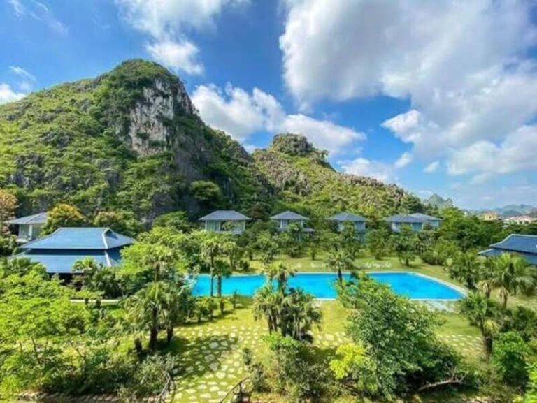 Review Tắm khoáng nóng Ninh Bình: Địa điểm, giá vé & kinh nghiệm