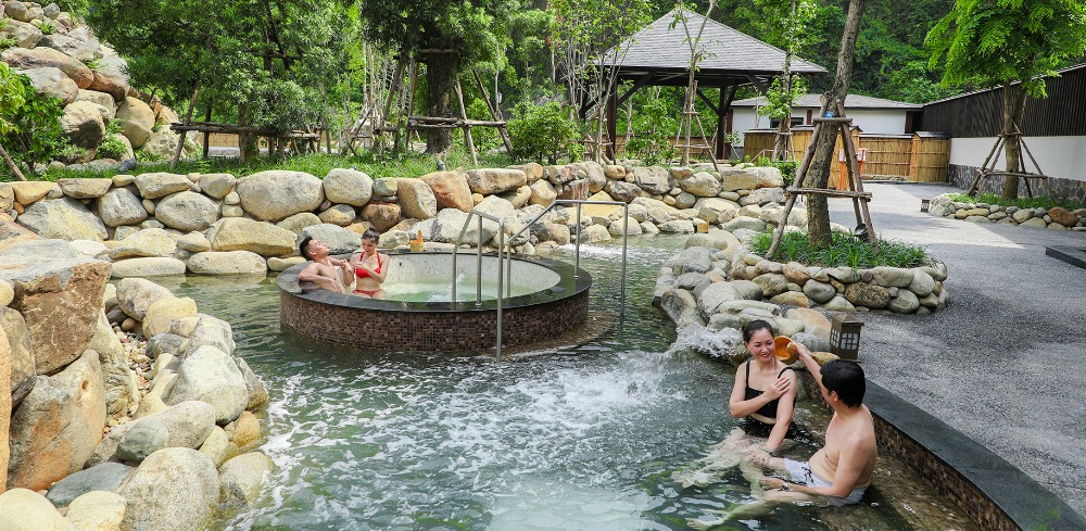 Đánh giá ưu điểm và hạn chế của suối khoáng nóng Kênh Gà - Hạn chế cần cân nhắc